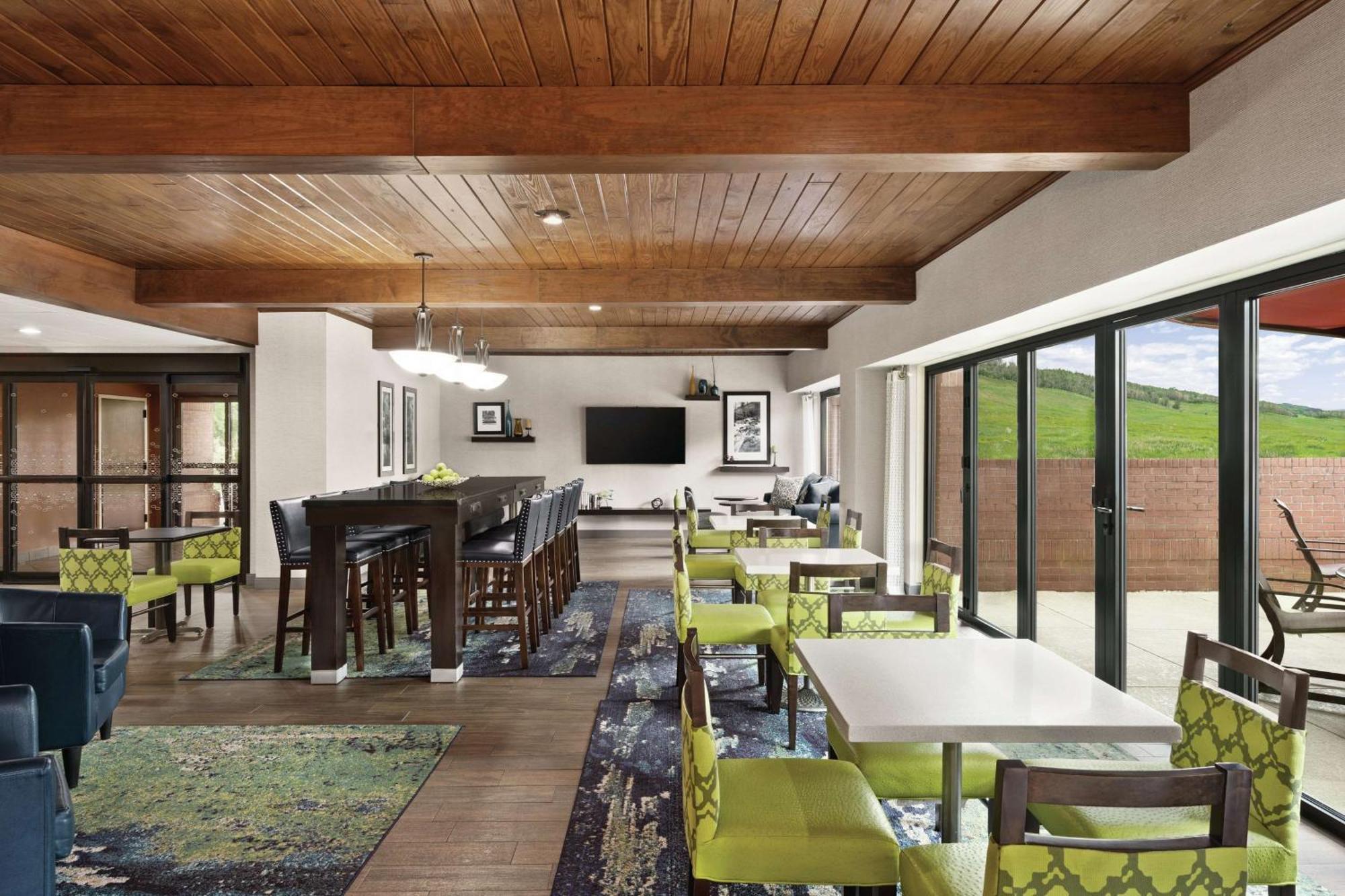 Hampton Inn Atlanta-Stone Mountain Εξωτερικό φωτογραφία